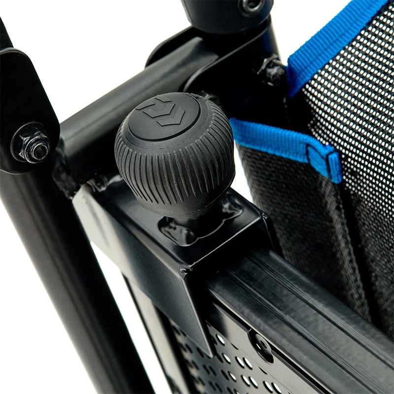 Daiwa Slide Tray Feeder Chair